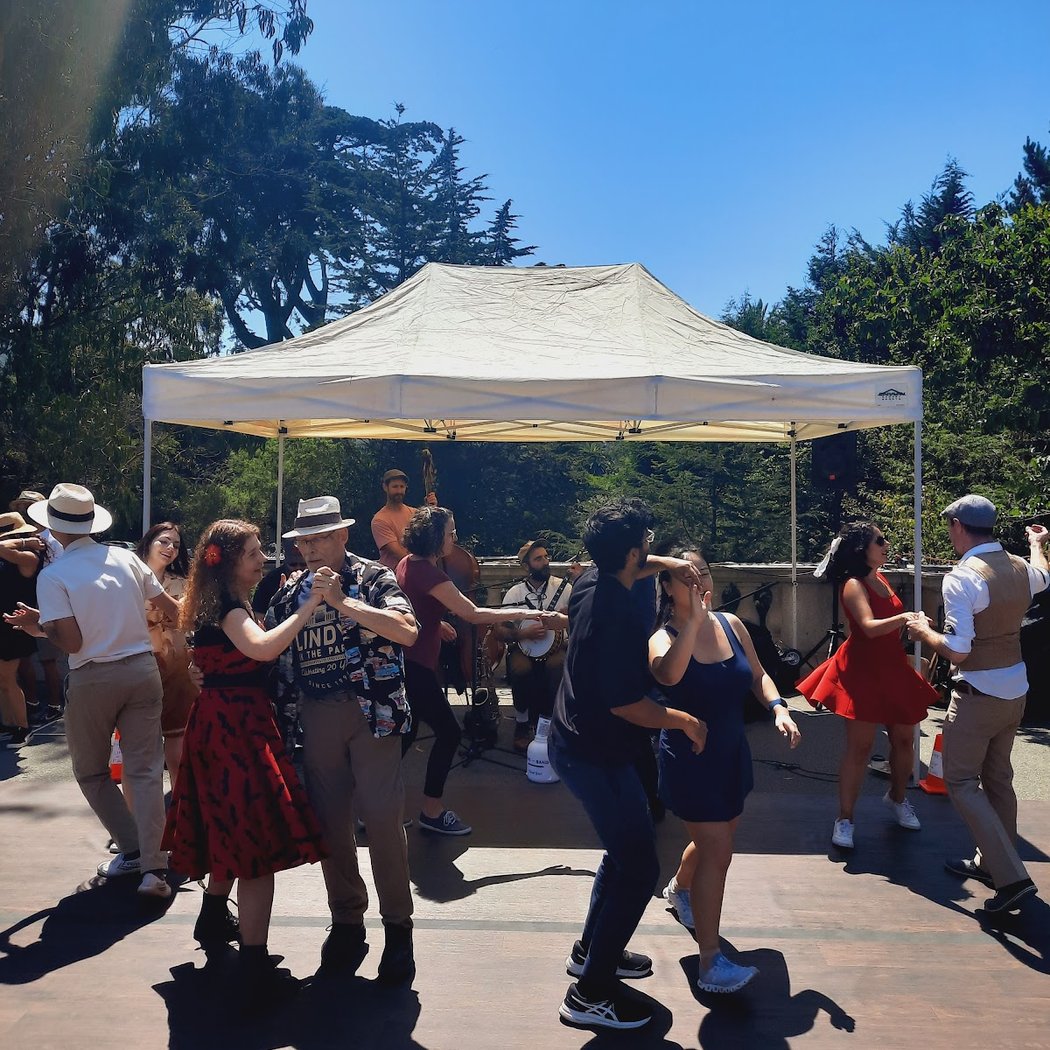 Lindy in the Park Swing Dance Party 1