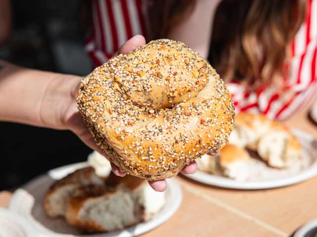 Knickerbocker Bagel 1