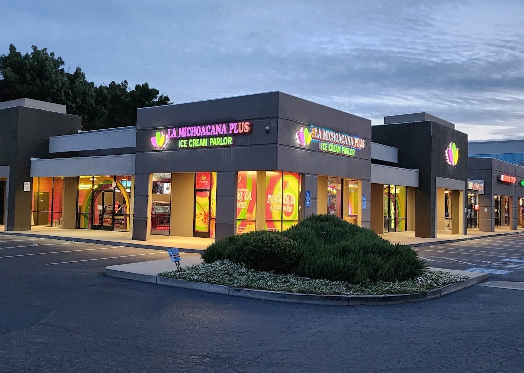 la michoacana plus & coffee crepes & bakery 2