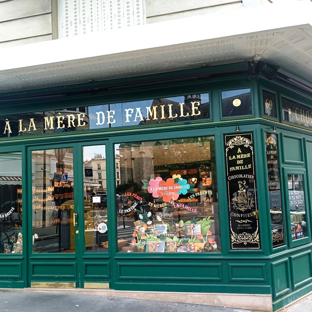À la Mère de Famille 3