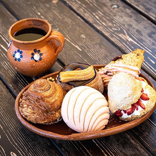 La Cheve Bakery and Brews 1