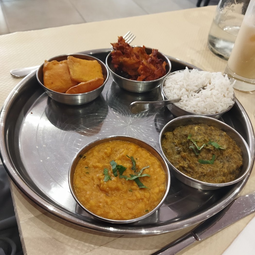 LE TAJ 3