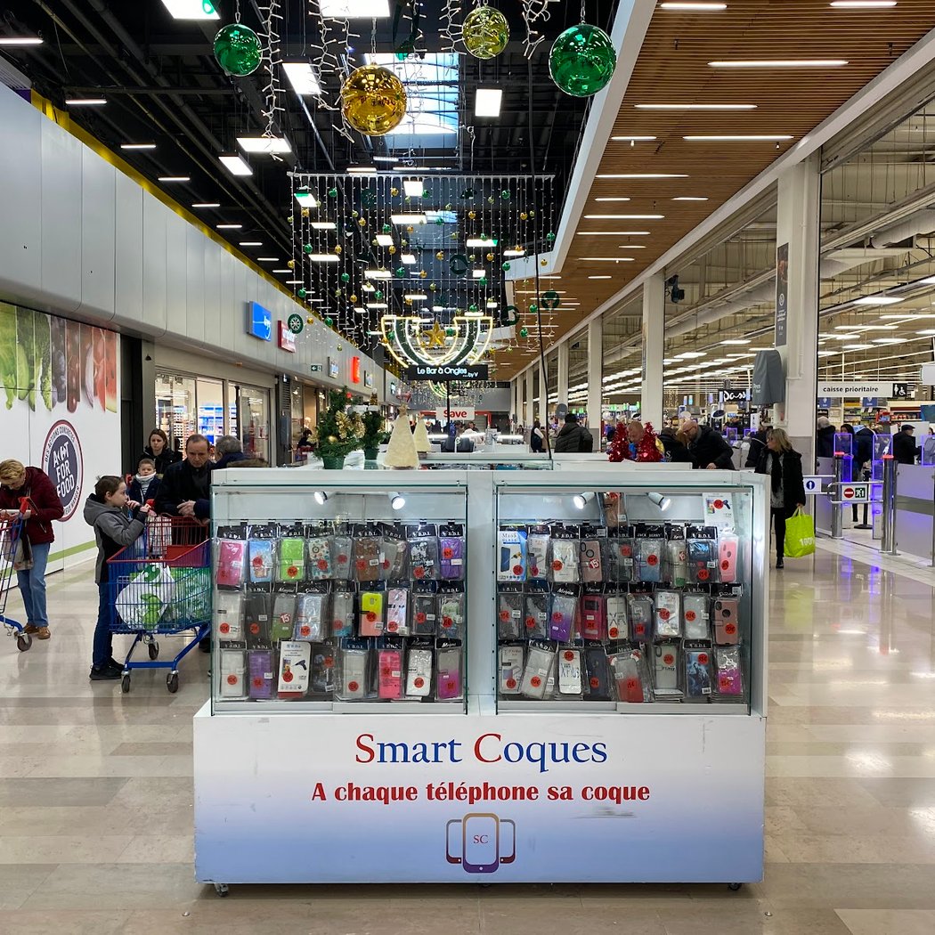 Carrefour Pince Vent Shopping Center 3