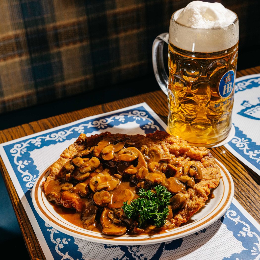 Zum Stammtisch 1