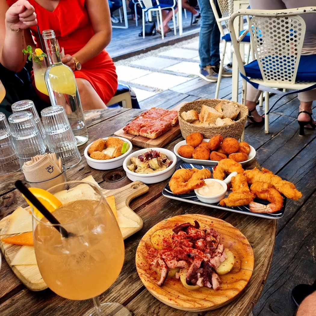 La Terraza de la Cave A Jambon 1