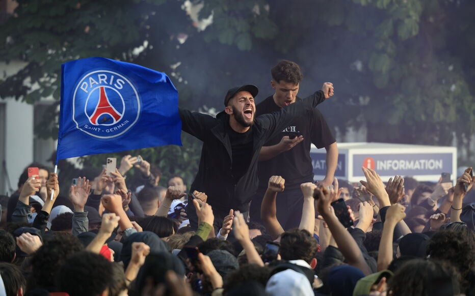 PSG Trophy Parade 1