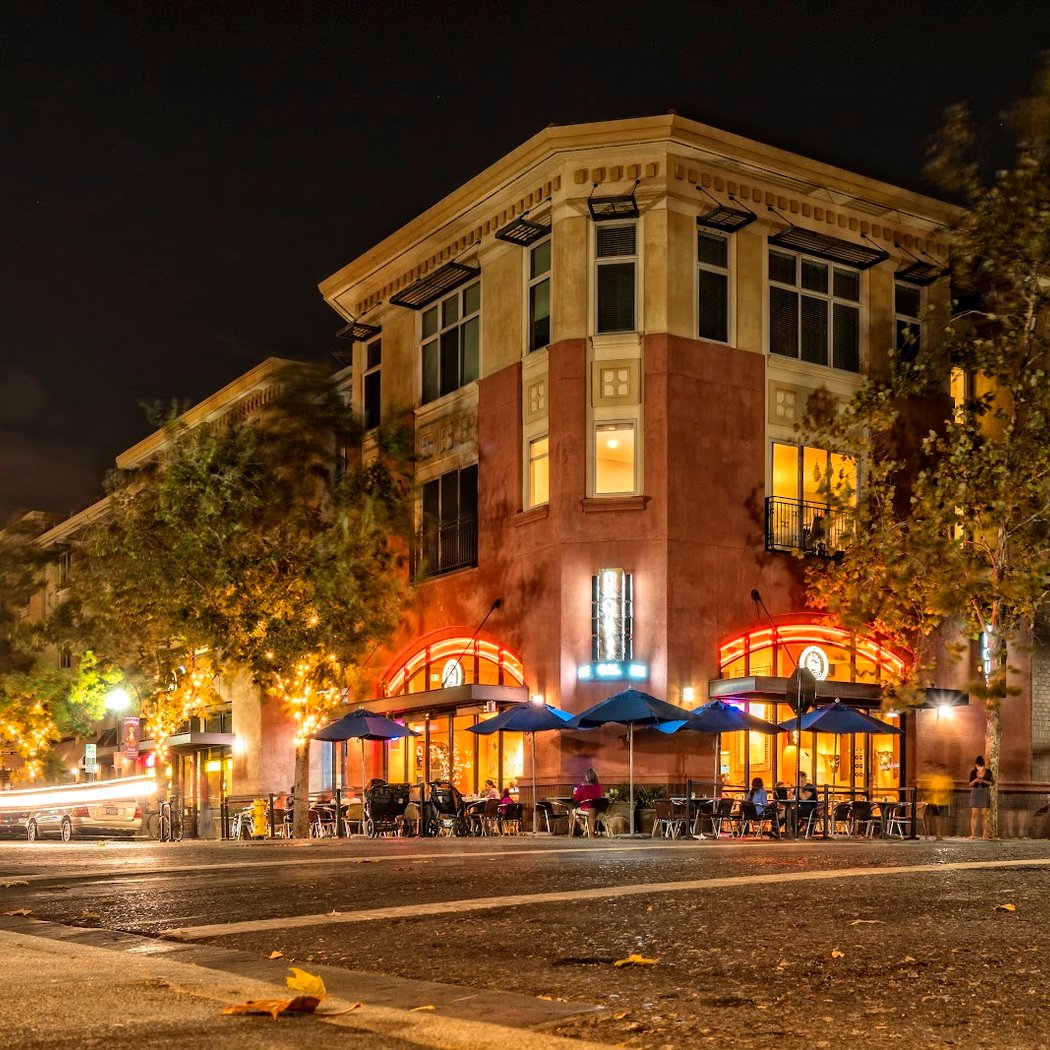 Downtown Campbell Wine Walk 3