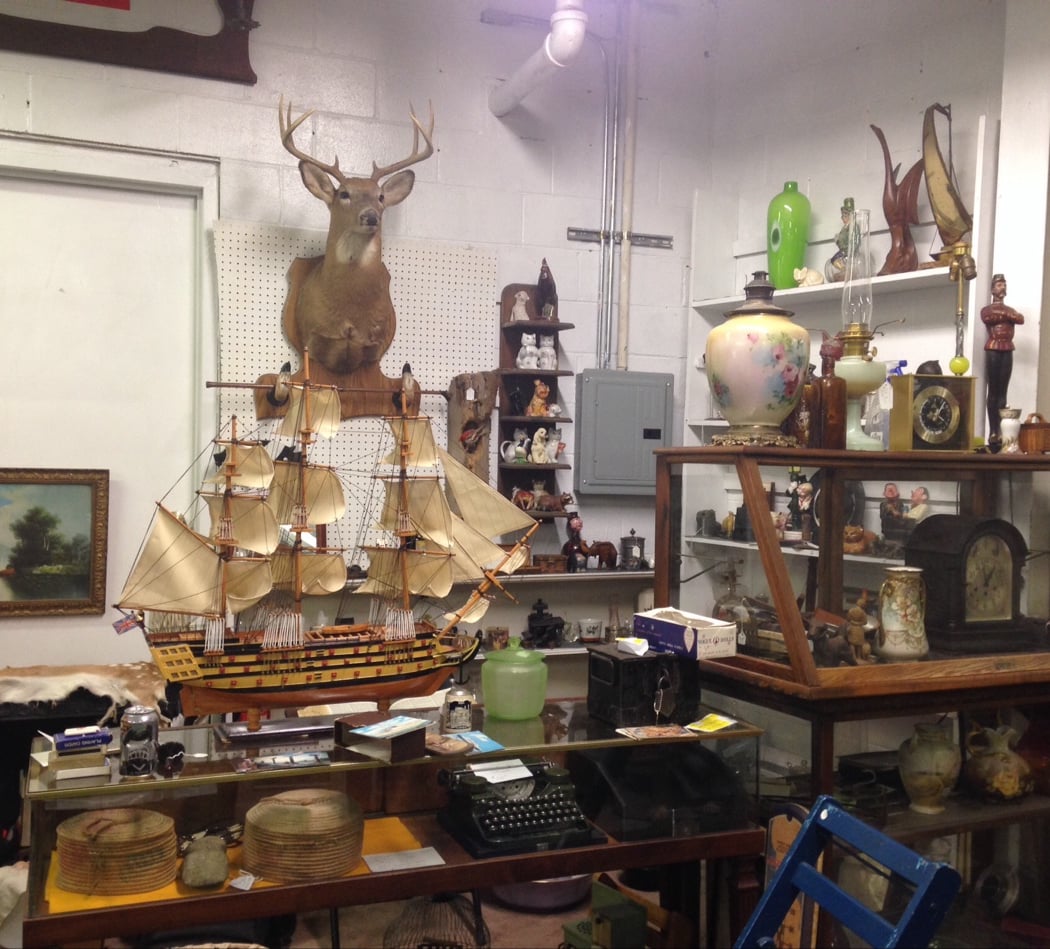 Antique Market 3
