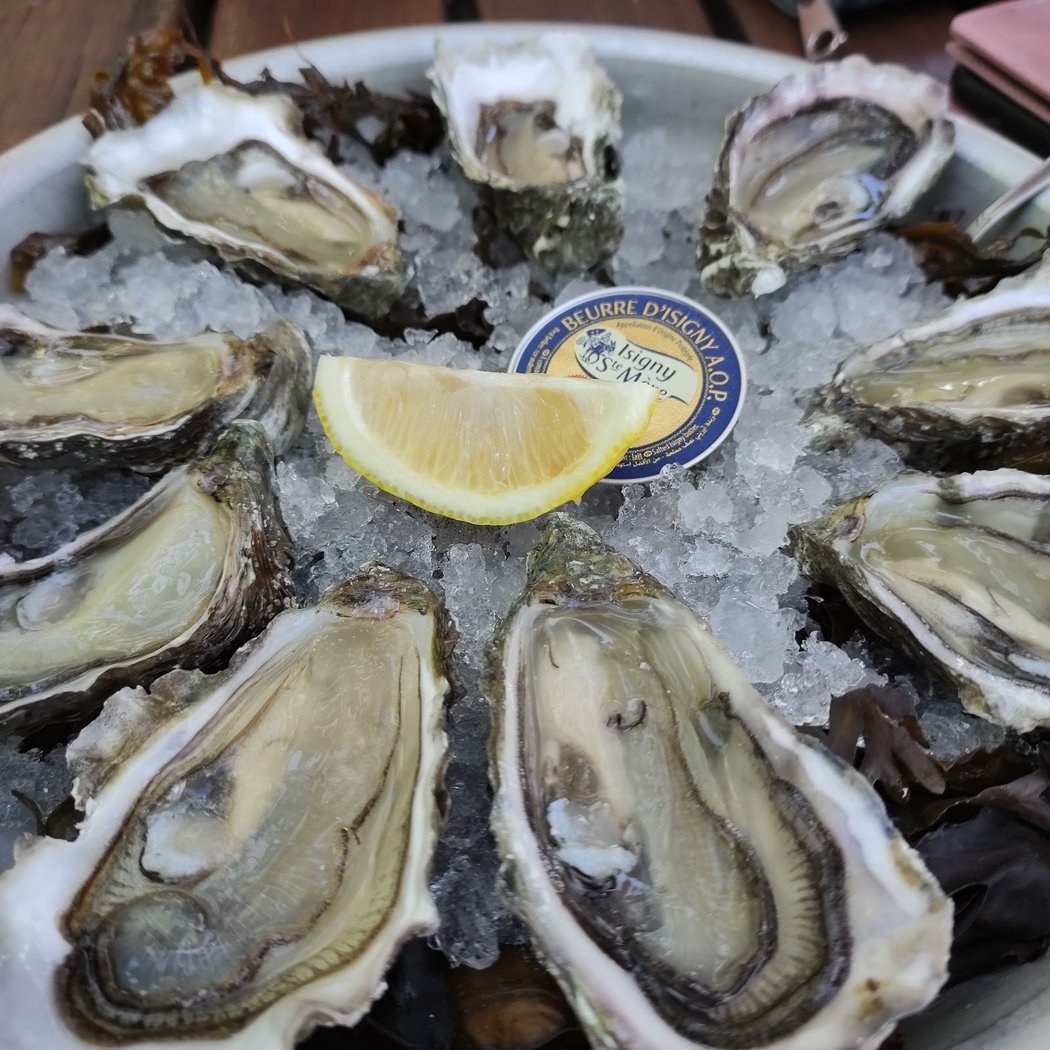 Bistrot à huitres: "Chez Jean-Mi" 1