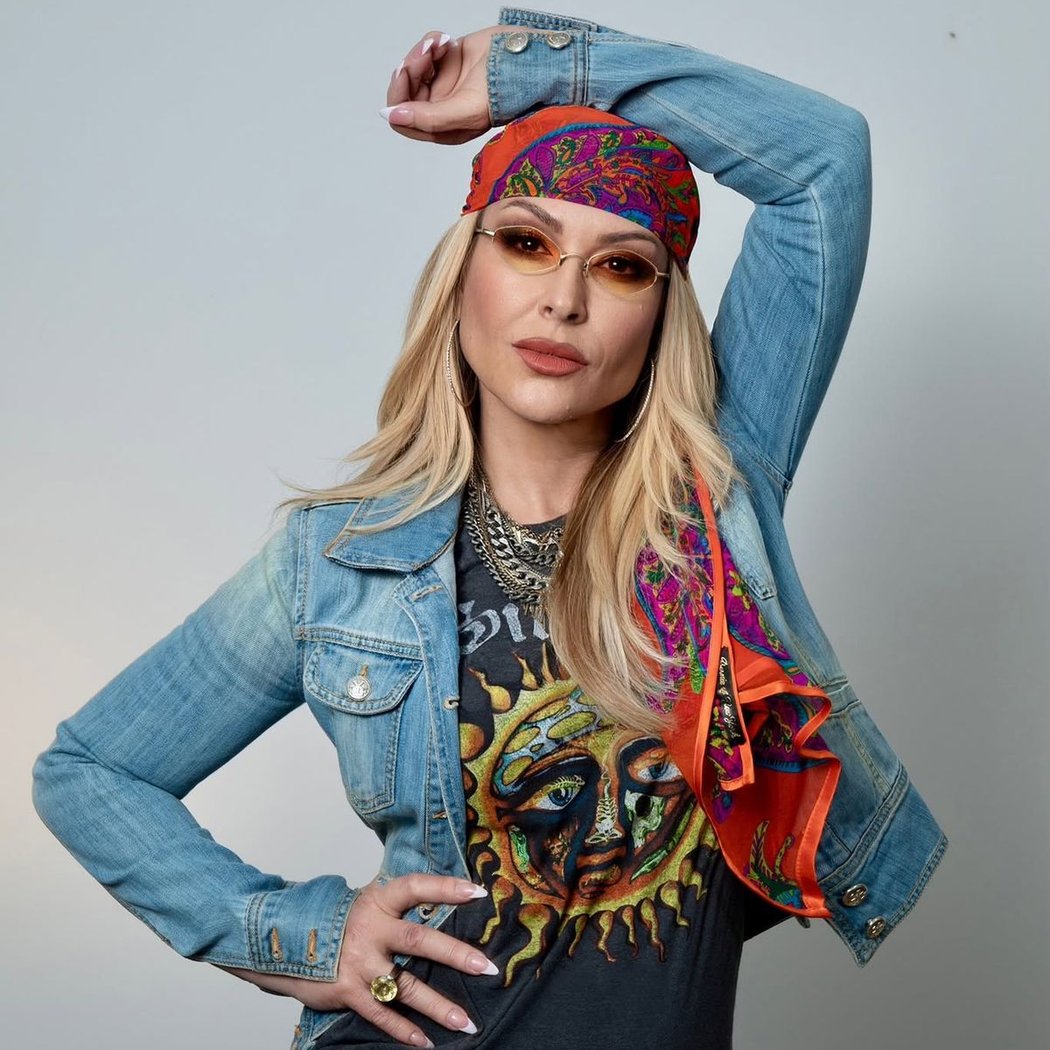 Anastacia 3