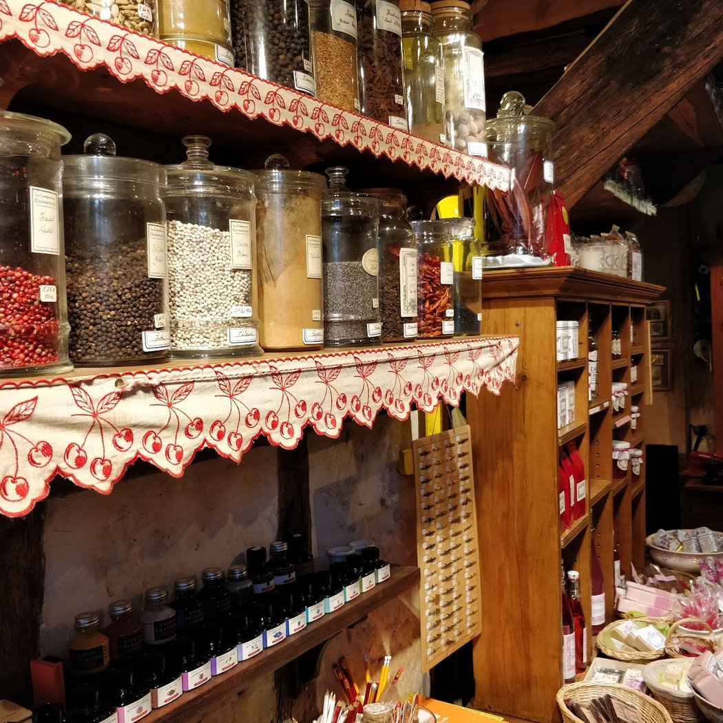 Les Comptoirs 1