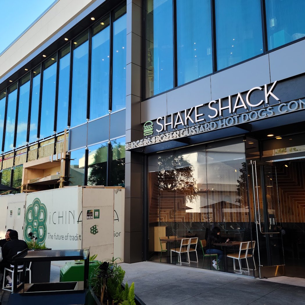 Shake Shack Valley Fair 2
