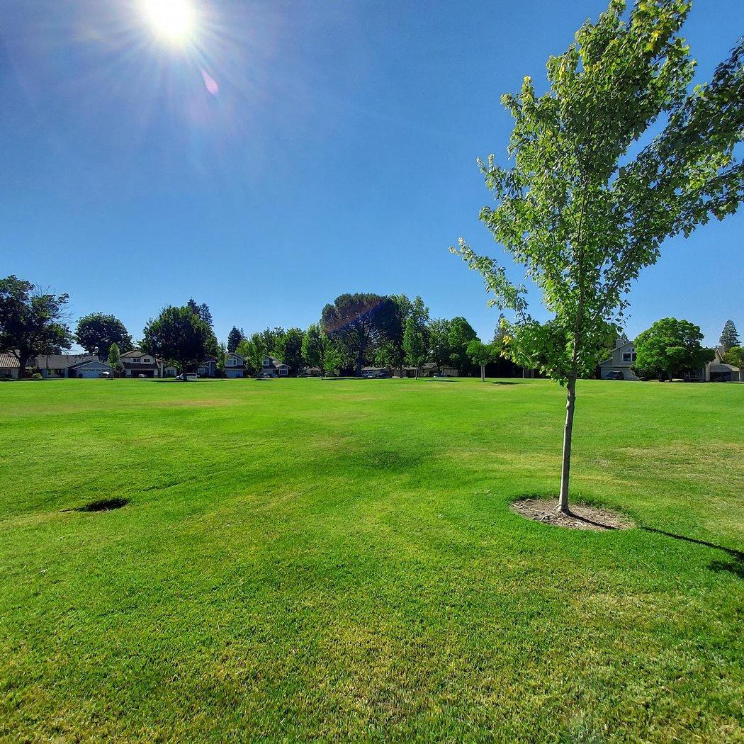 Del Prado Park 3