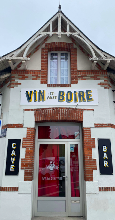 Vin te faire boire - cave, bar à breuvages et lieu vivant 3
