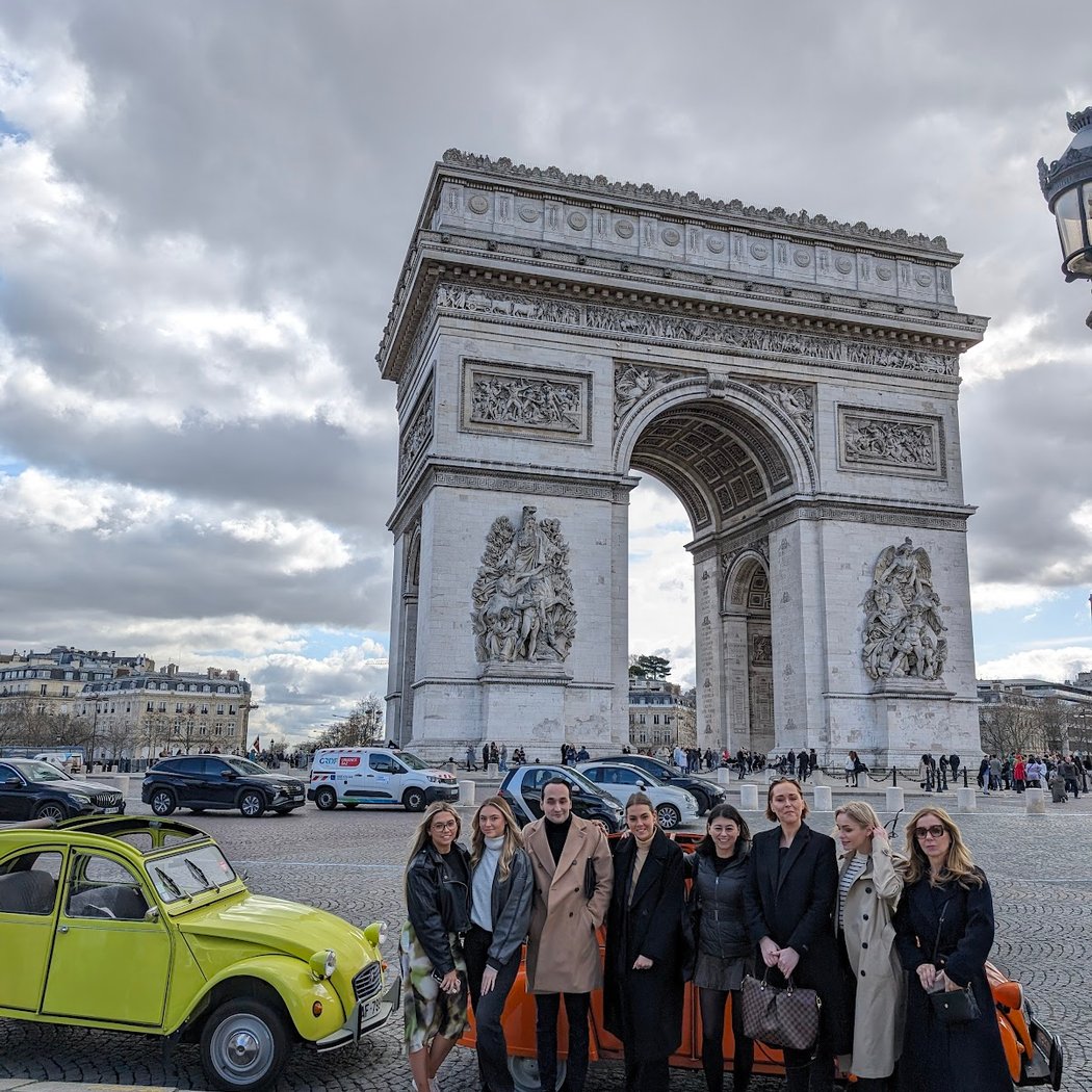 Vintage Car Tour Paris 4