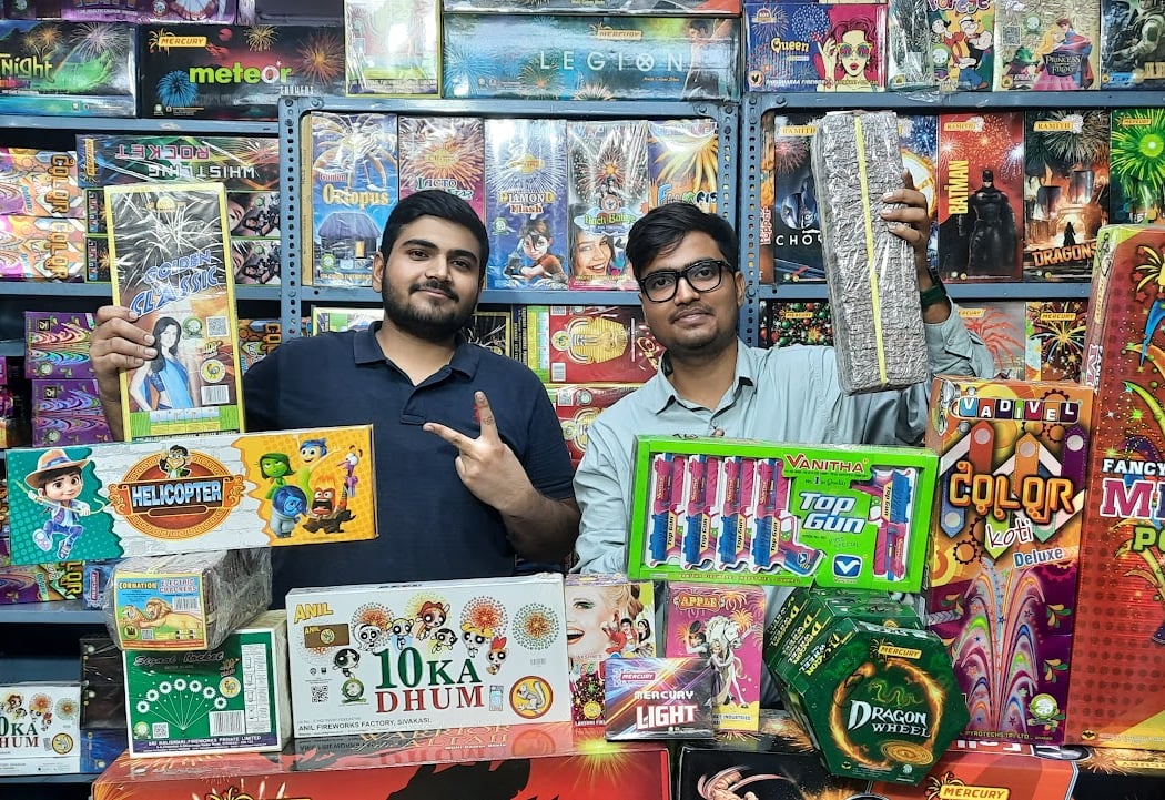 Jindal Patakha Shop - Firecrackers Shop in Jaipur - Diwali Crackers Shop 2