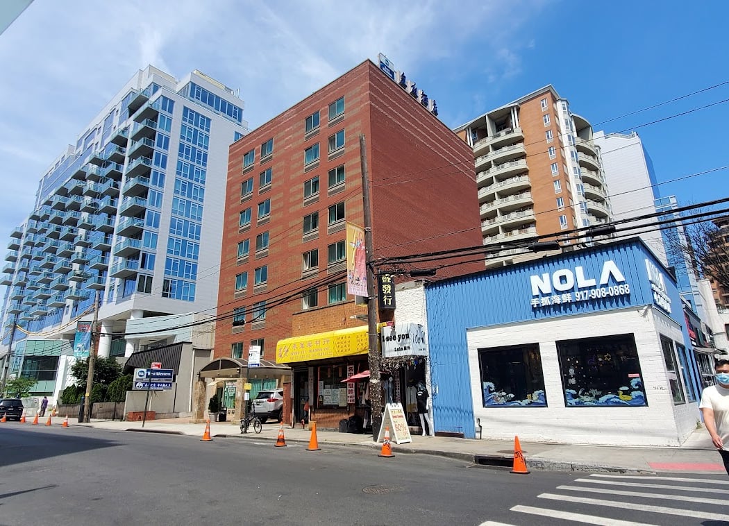 Downtown Flushing 2