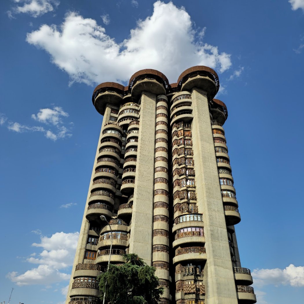 Torres Blancas 1