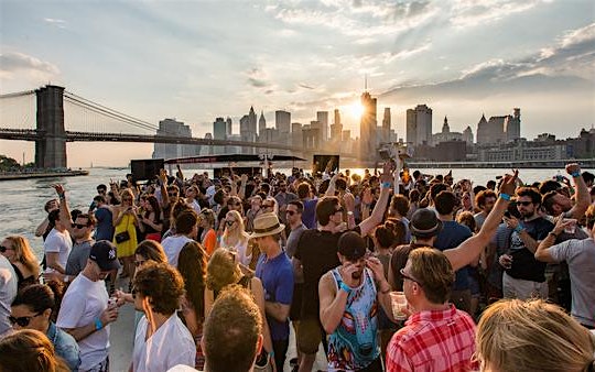 VIP Yacht Sunset Party Cruise 1