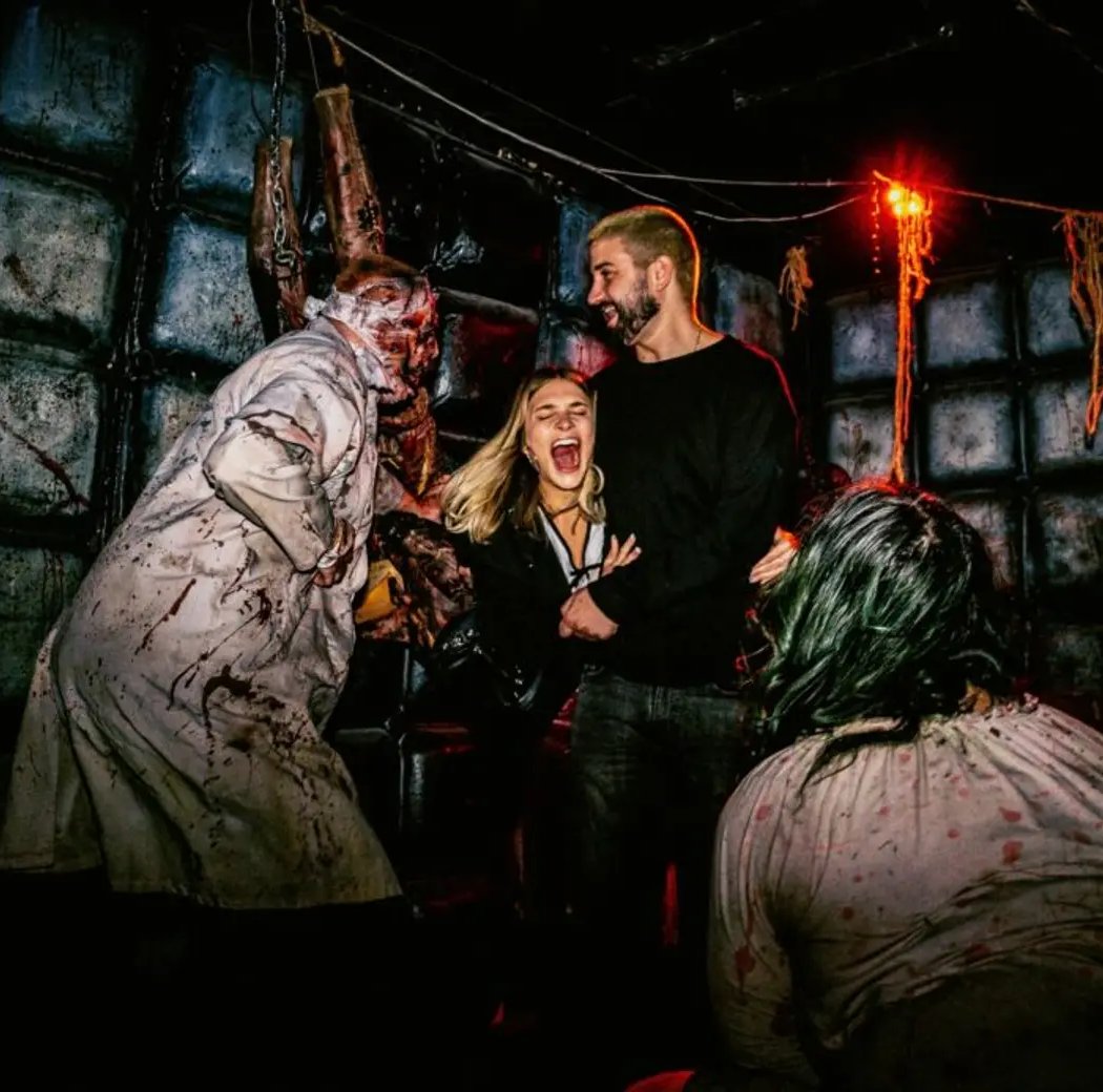 Blood Manor 3