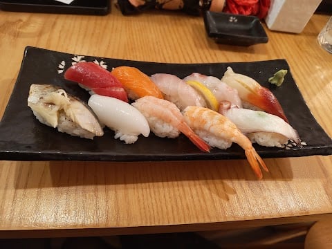 Le Bar à sushi Izumi 4