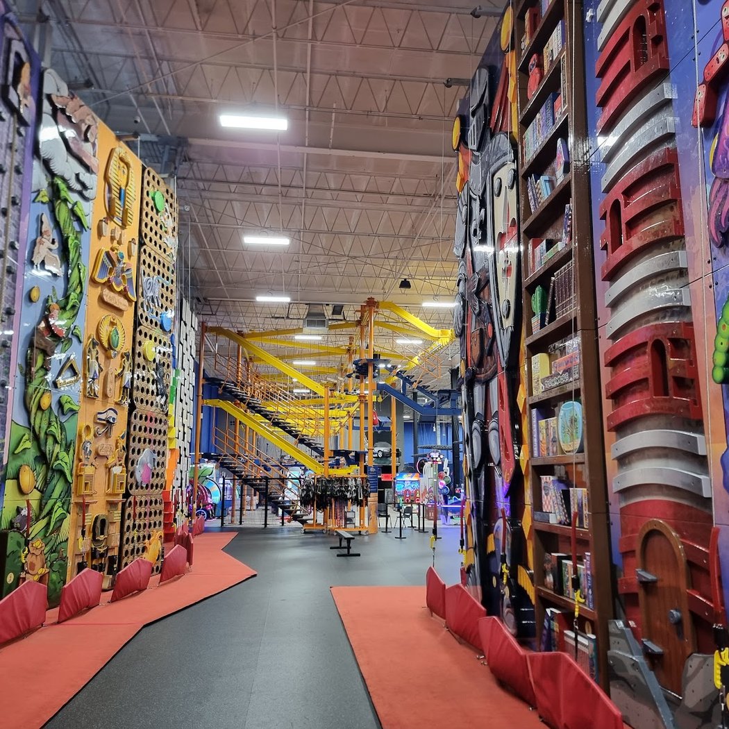 ClimbZone Chicago 3