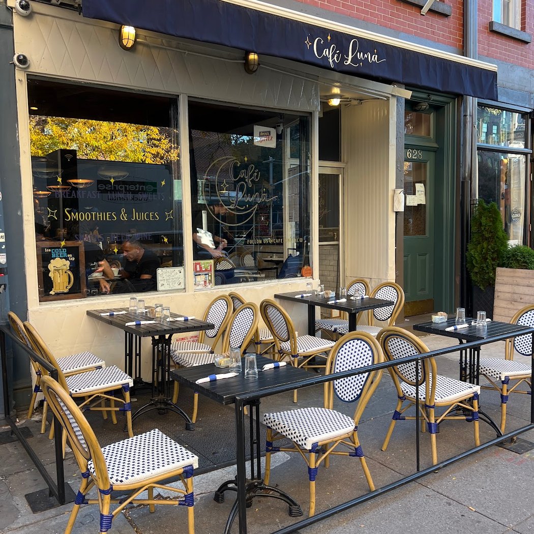 Cafe Luna 2