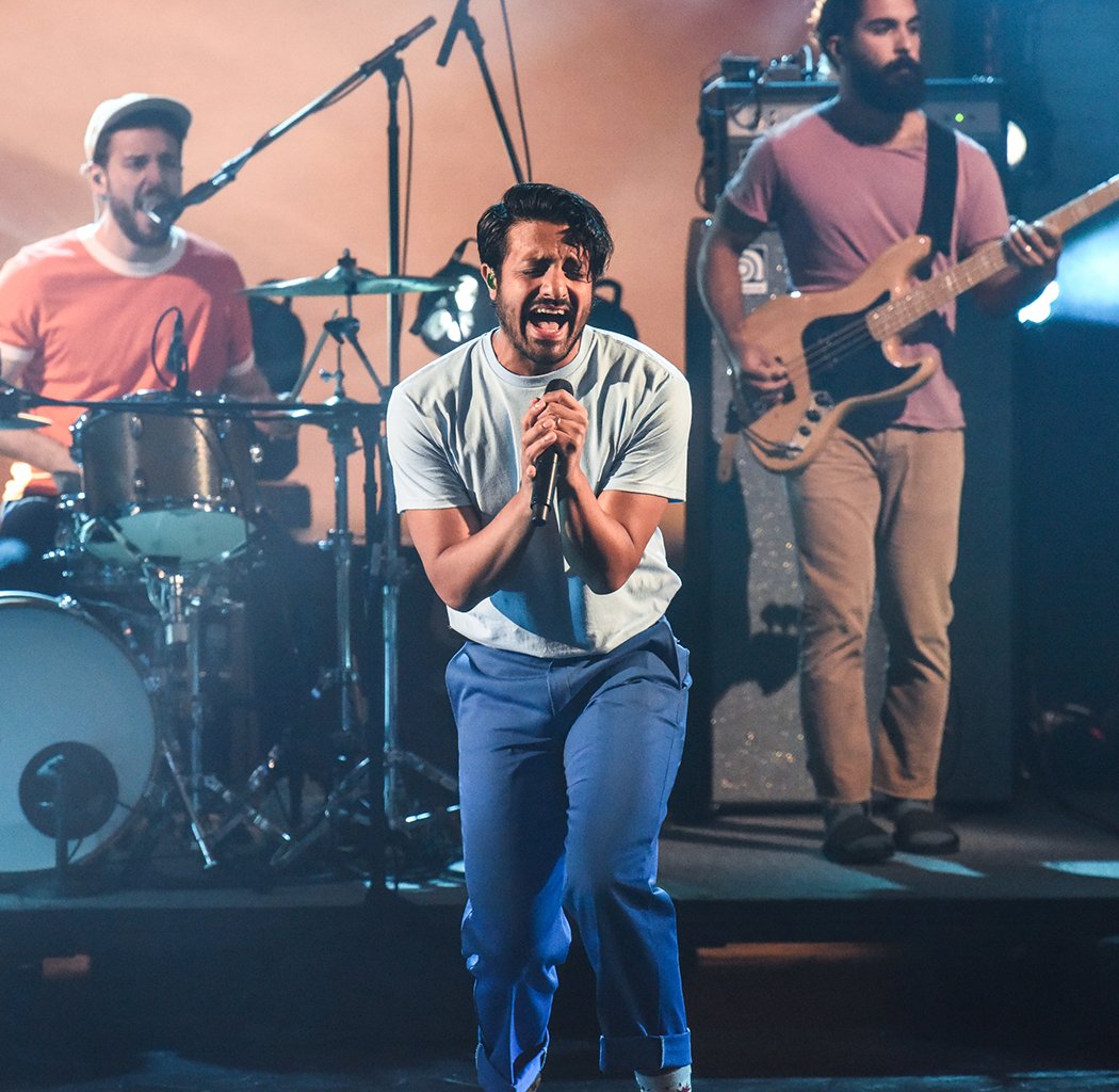 Young the Giant 2