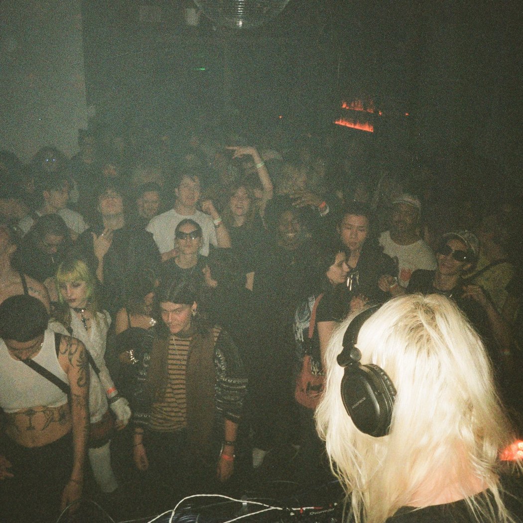 Club Anvil 2