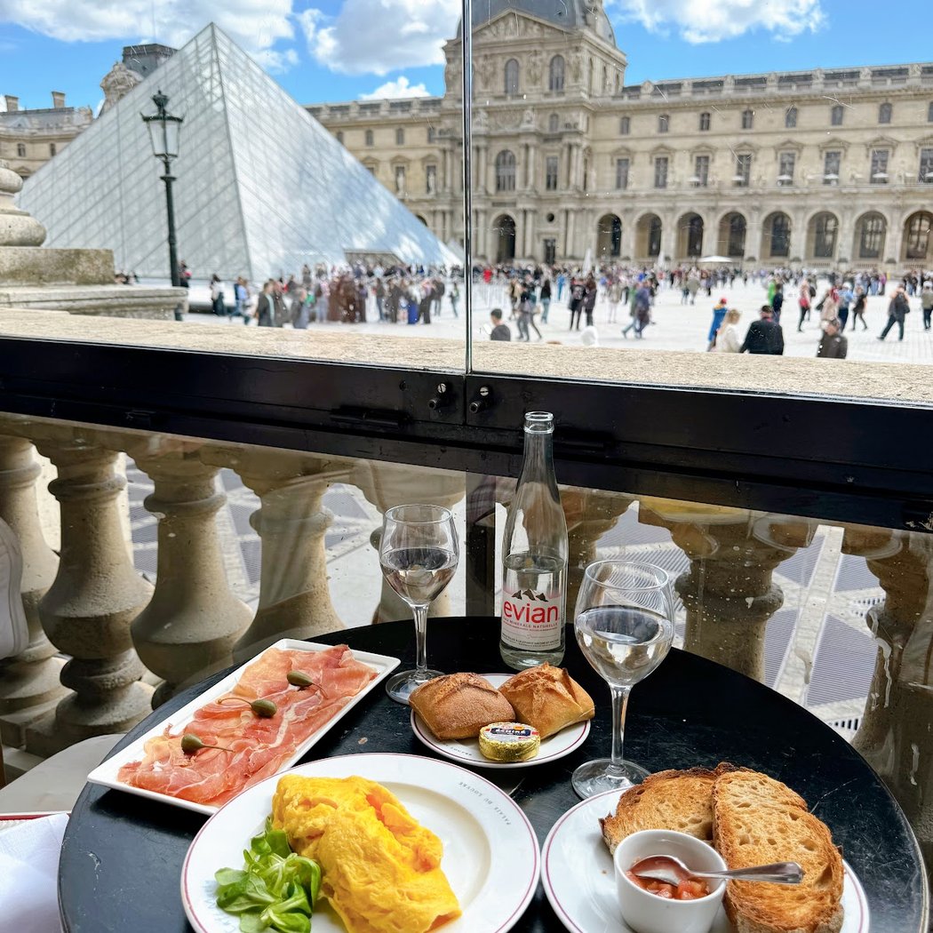 Experience exquisite modern French cuisine at Le Café Marly 1