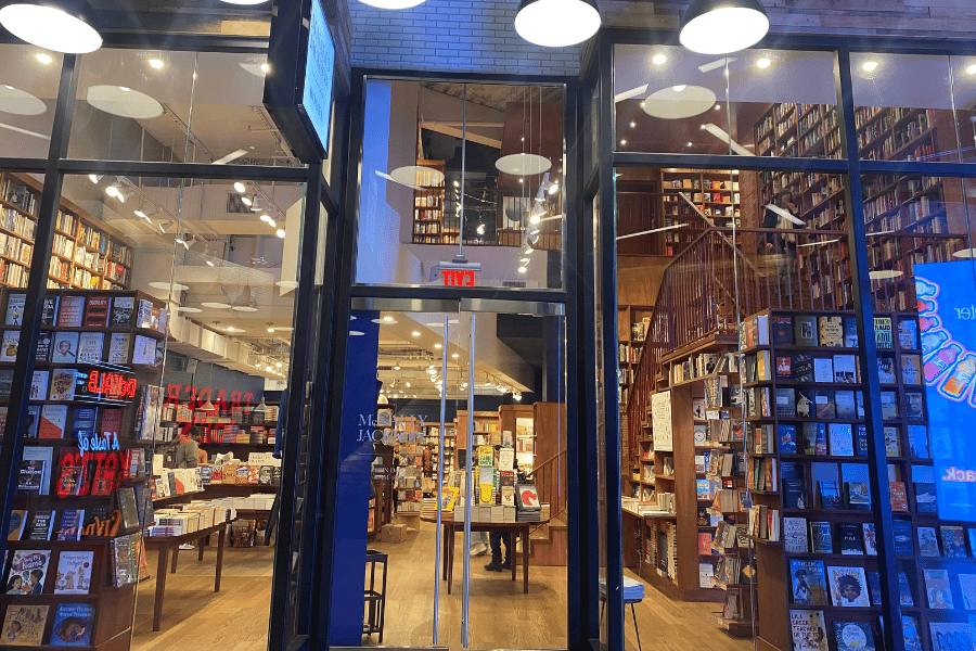 Barnes & Noble 2