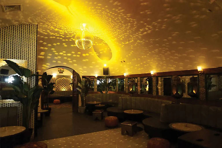 Paul’s Casablanca 1