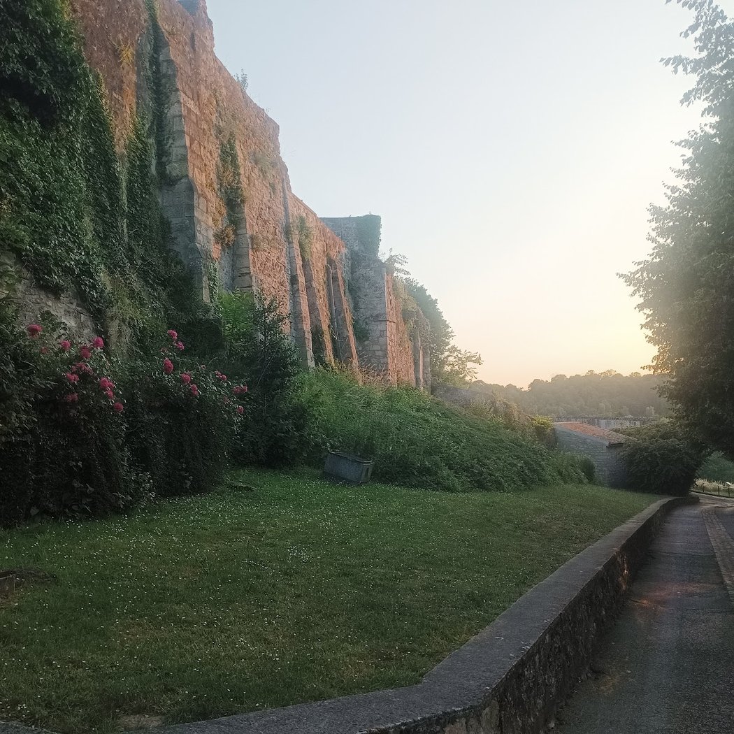 Chemin de ronde 1