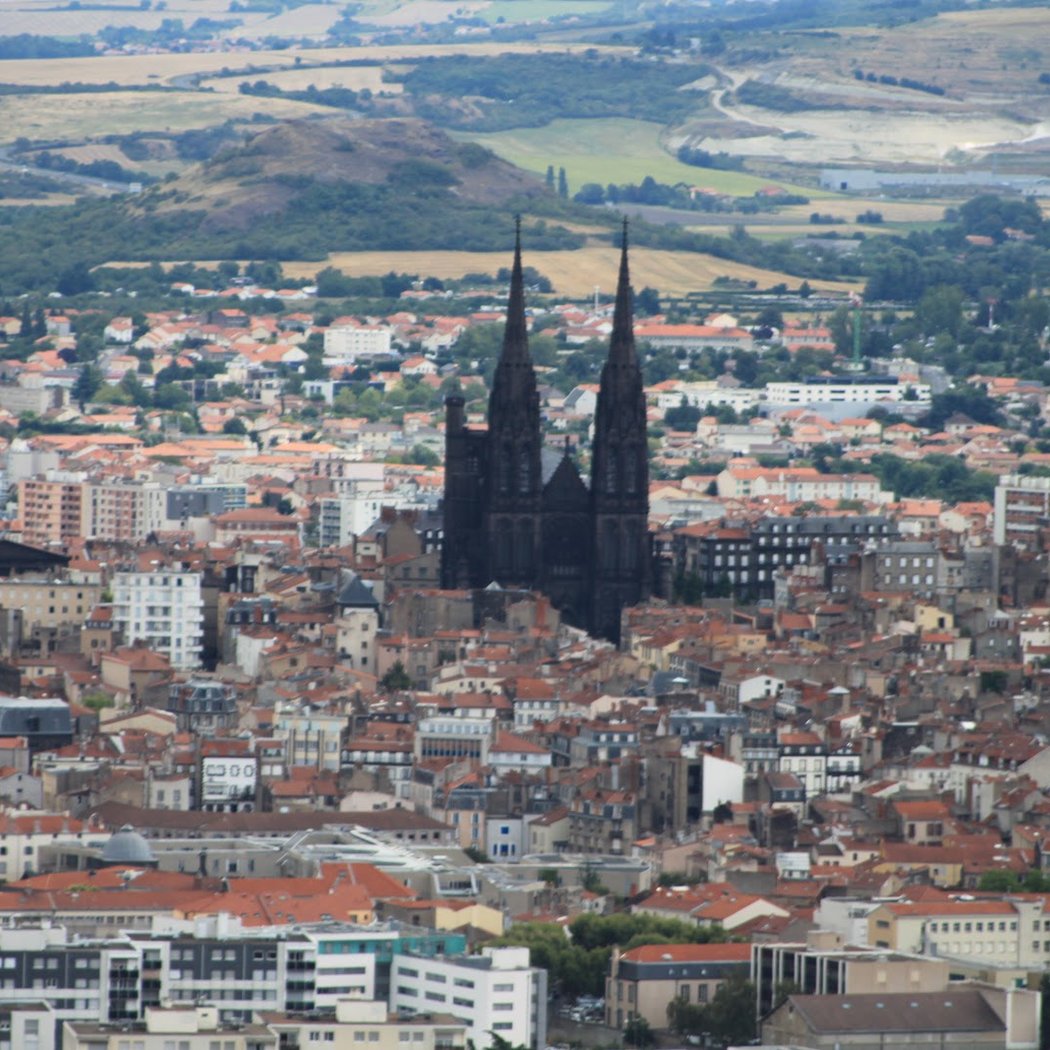 Clermont Auvergne Volcanoes Office De Clermont-Ferrand 1