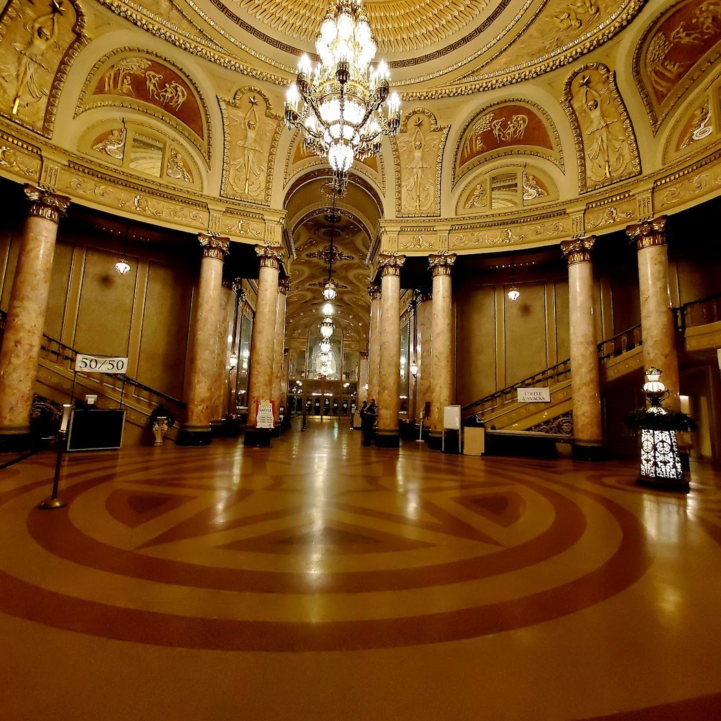 Rialto Square Theatre 1