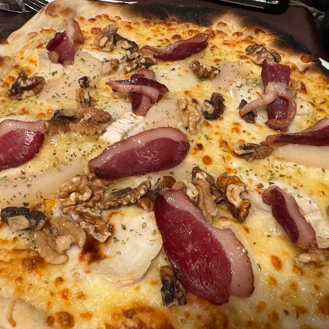La Tanière - Restaurant Pizzeria 1