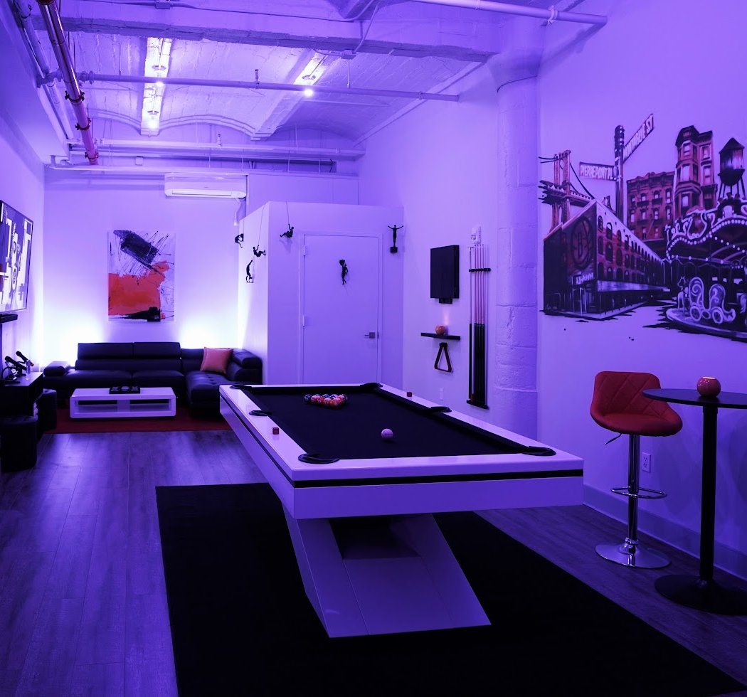 Social Cues The Gallery 1