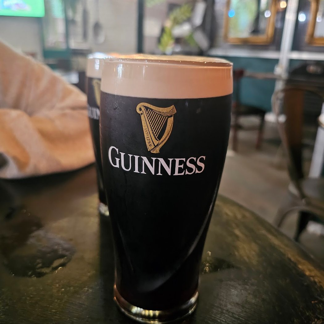 Copper Kettle Bar & Restaurant 3