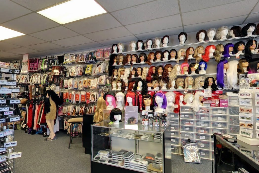Natasha's Attic - Costume Shop 3