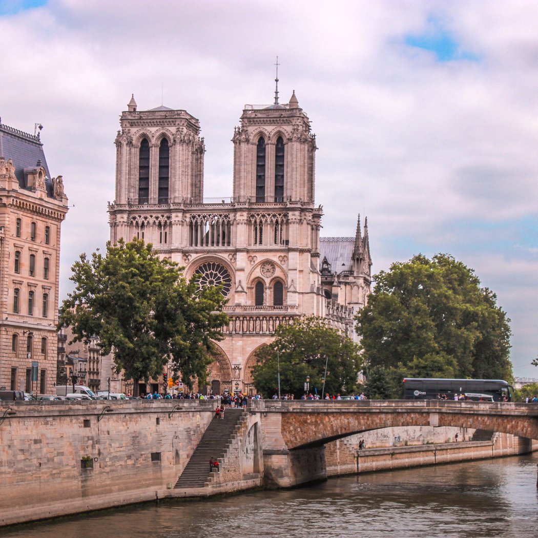 Tours de la cathédrale Notre-Dame de Paris 2
