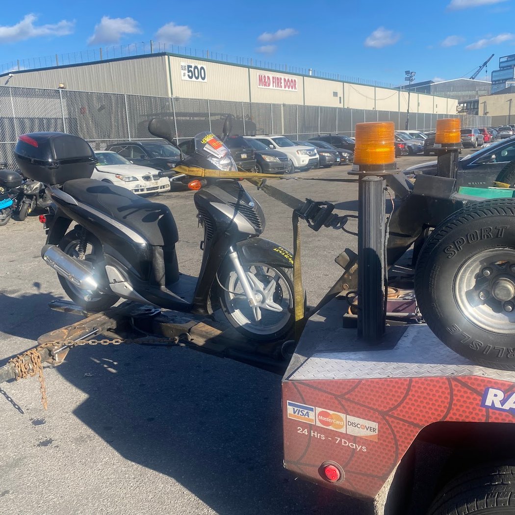 Louie Towing Brooklyn 3