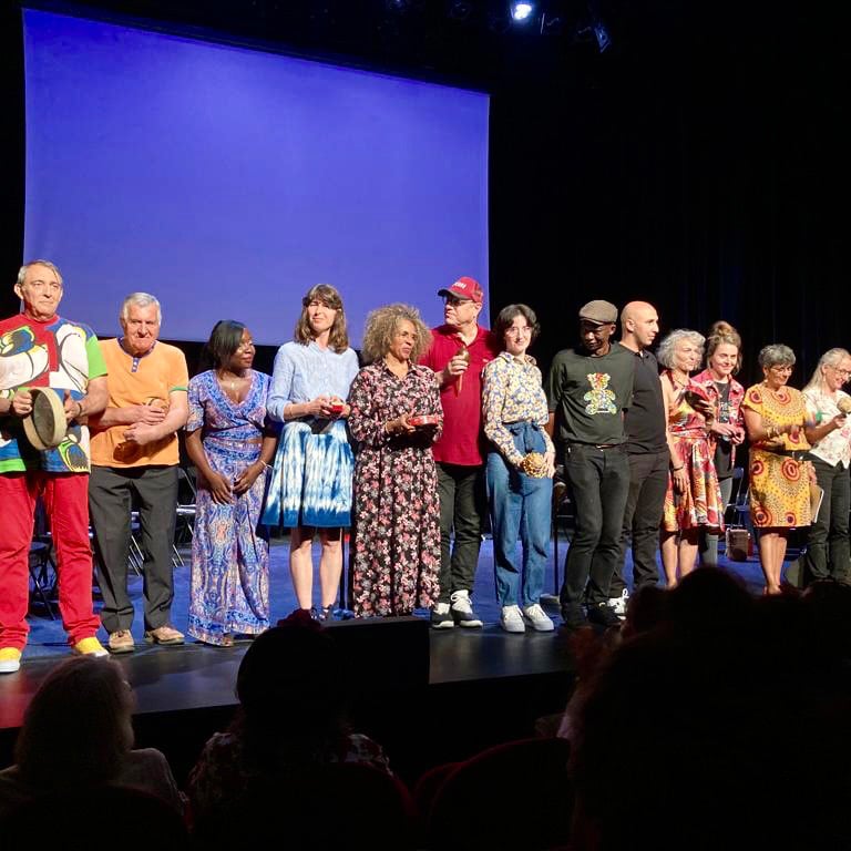 À ta place: Restitution des ateliers de poésie musicale de Nancy Huston 1