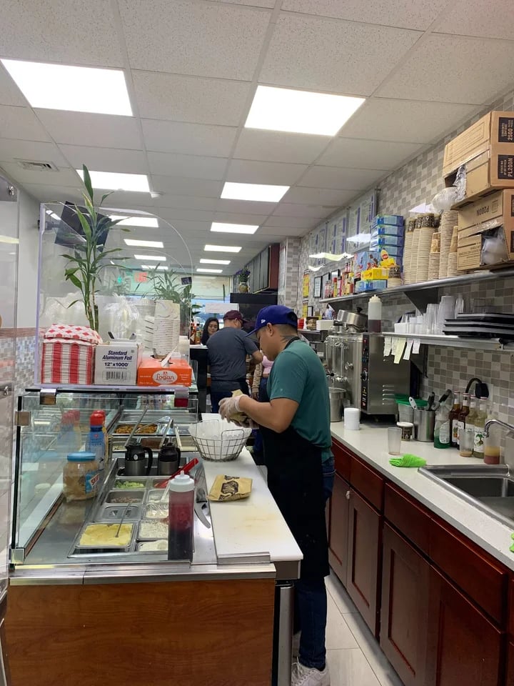 Alex & Friend's Coffee Shop 2
