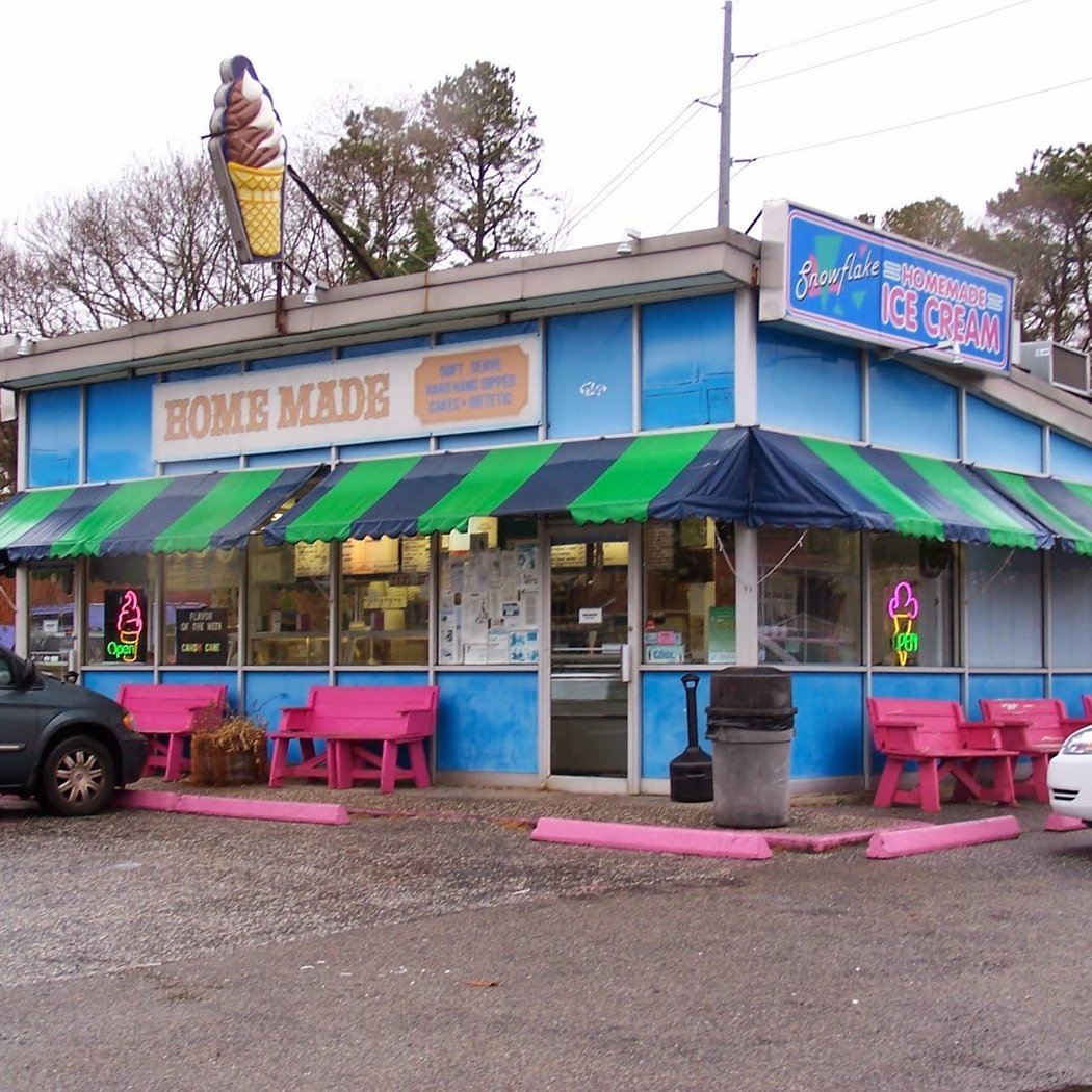Snowflake Ice Cream Shoppe 2