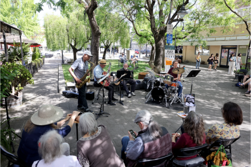 Live Jazz in the Plaza 1
