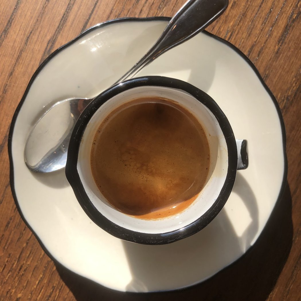 Honey Moon Coffee Shop 3