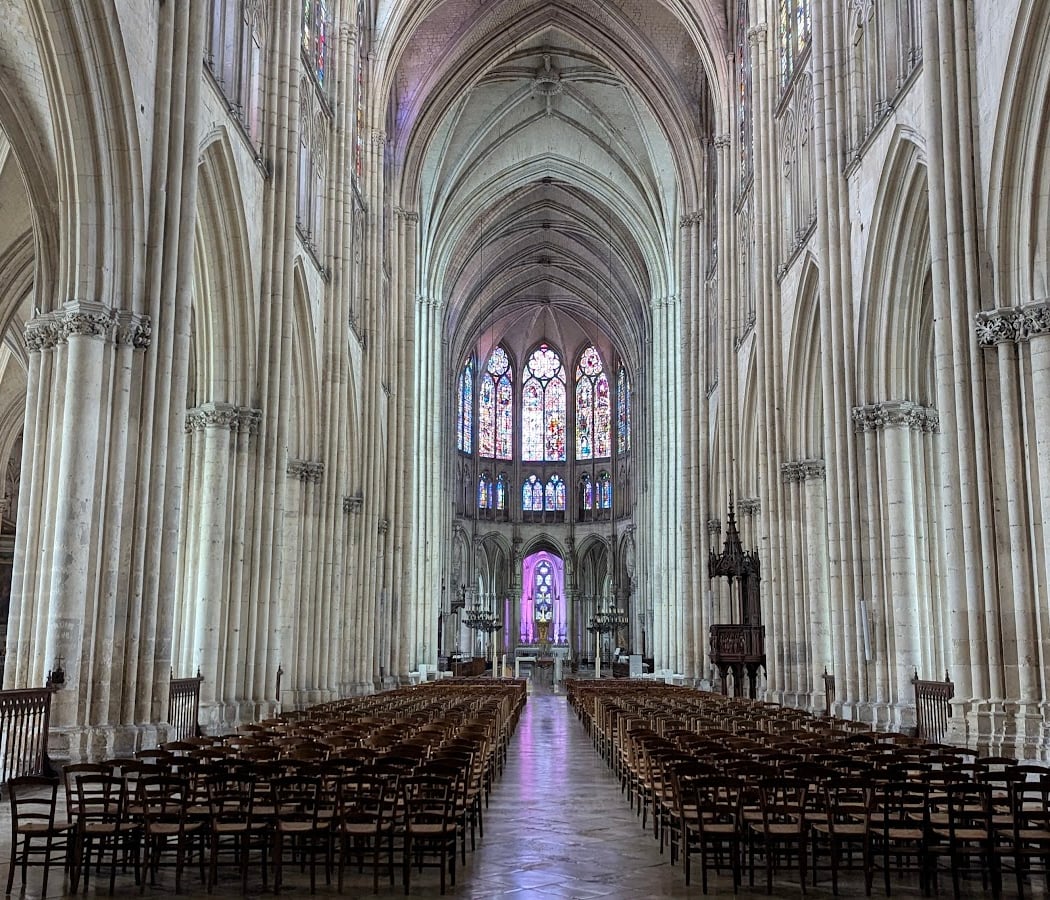 Cathédrale Saint-Pierre Saint-Paul 1