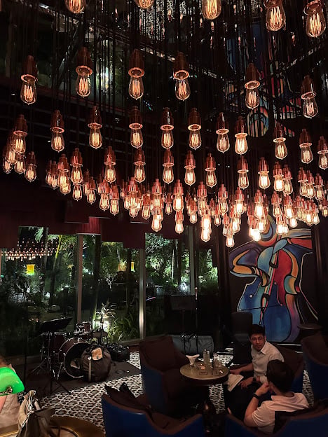 Capital Bar & Grill 3