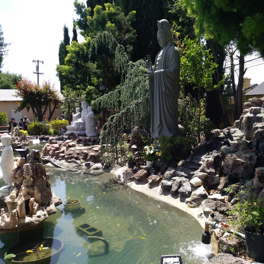 Lieu Quan Buddhist Cultural 3