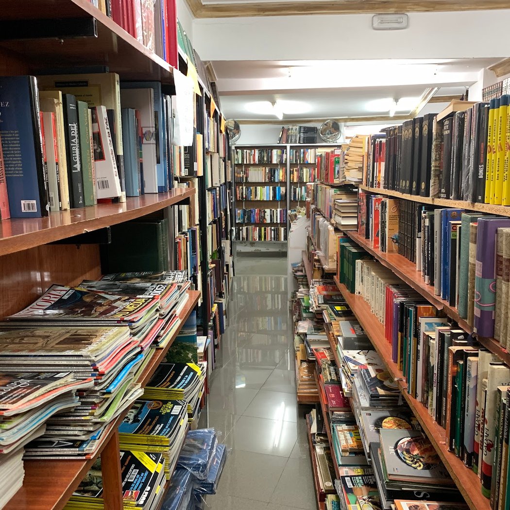 Librería Baena 3